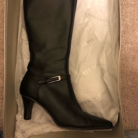Women’s black leather tall boots with heel - Picture 2 of 8